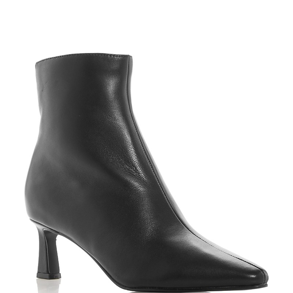 Aqua Sleek Black Ankle Booties. Used